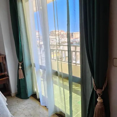 Central Pool 3 Beds 2 Bedrooms Very Large Balcony Apartment
