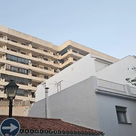 Central Pool 3 Beds 2 Bedrooms Very Large Balcony * Fuengirola